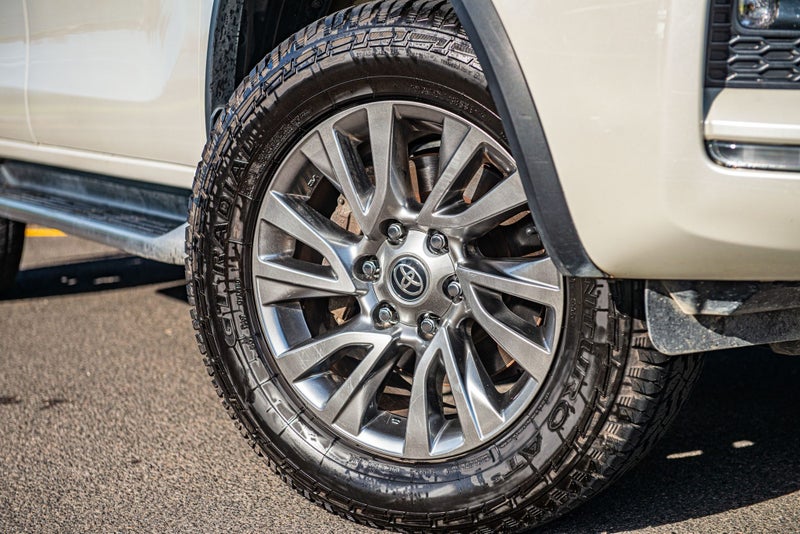2021 Toyota Fortuner Limited 2.8DT 6AT 4WD image 4