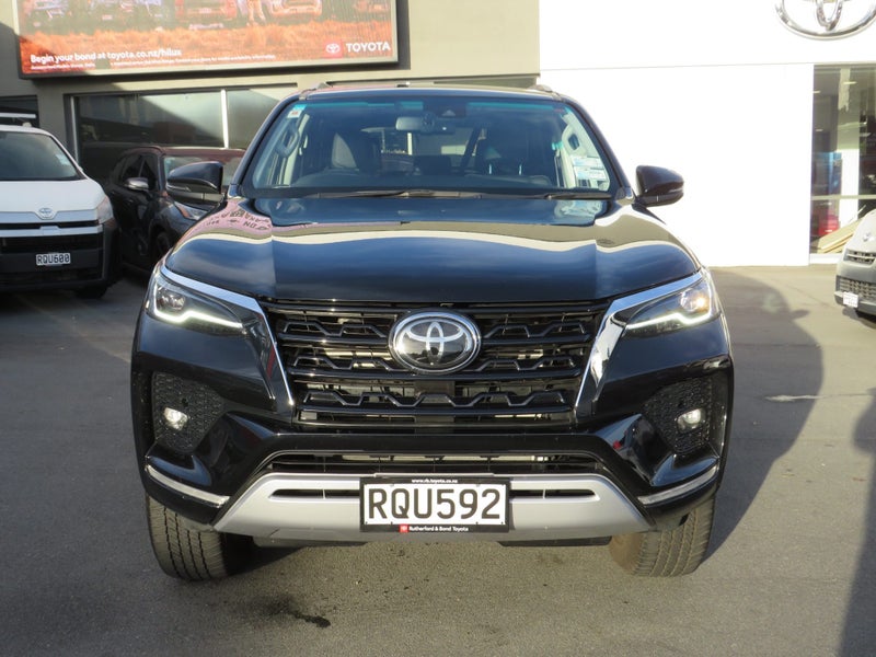 2021 Toyota Fortuner Limited 2.8DT 6AT 4WD image 2