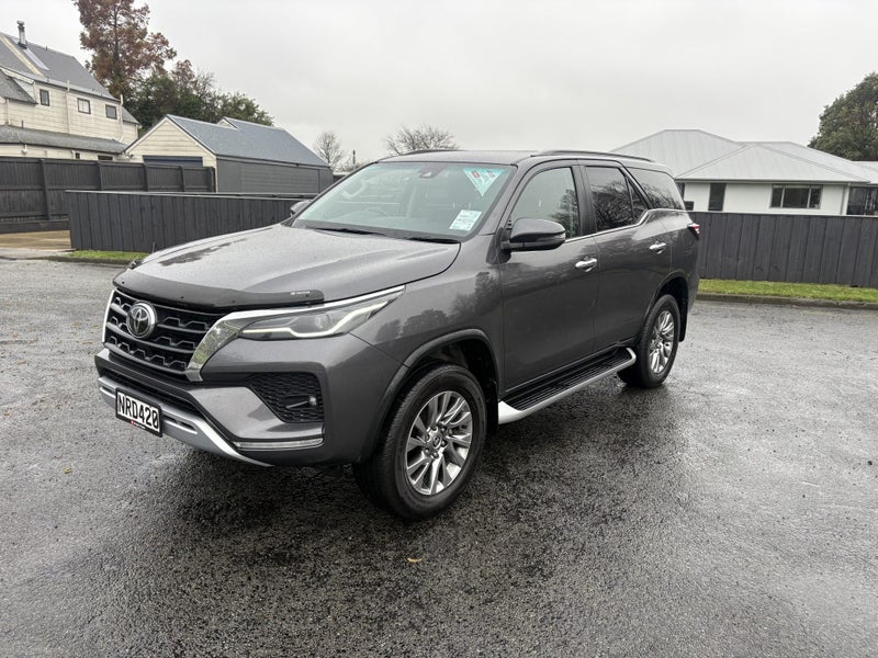 2021 Toyota Fortuner Limited 2.8DT 6AT 4WD WG/5... image 5