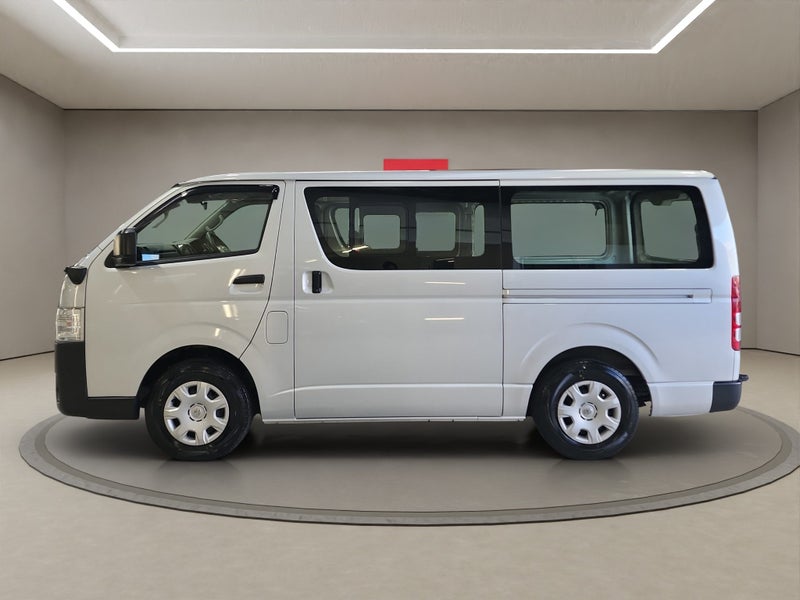 2021 Toyota Hiace 2.0L Petrol DX Long Van image 4