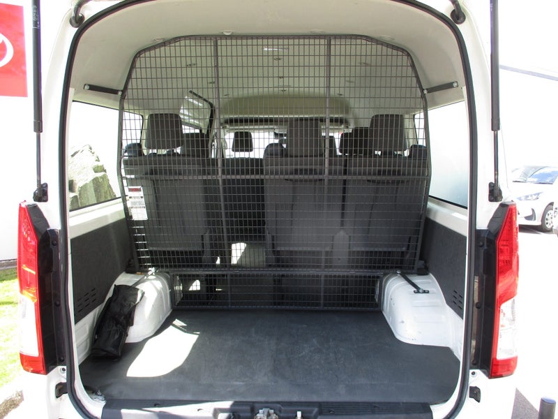 2021 Toyota Hiace ZX 2.8DT 6AT Minibus 10 Seat... image 4
