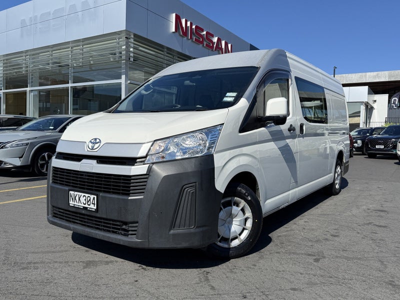 2021 Toyota Hiace ZX PVN 2.8 Diesel Turbo Autom... image 2
