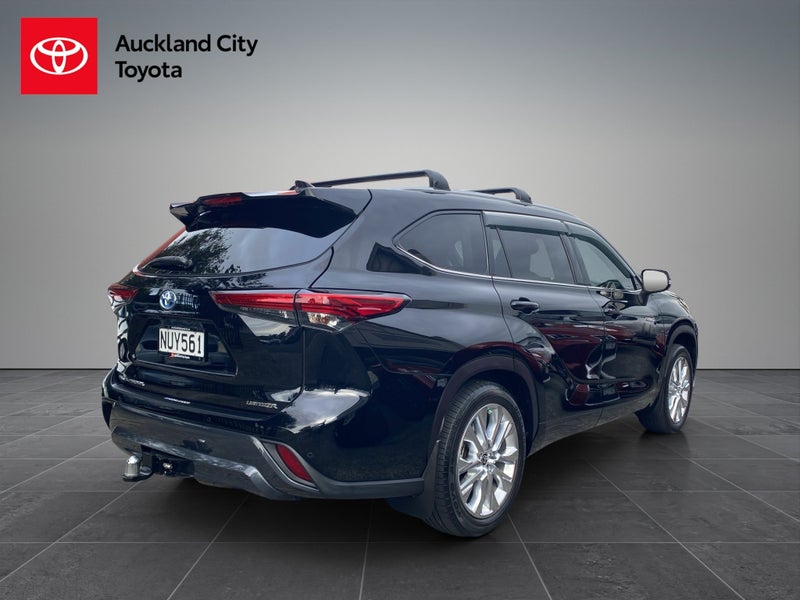 2021 Toyota Highlander Limited ZR 2.5P HV ECVT... image 3