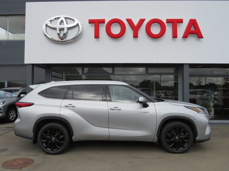 2021 Toyota Highlander Limited ZR 2.5P Hybrid image 4