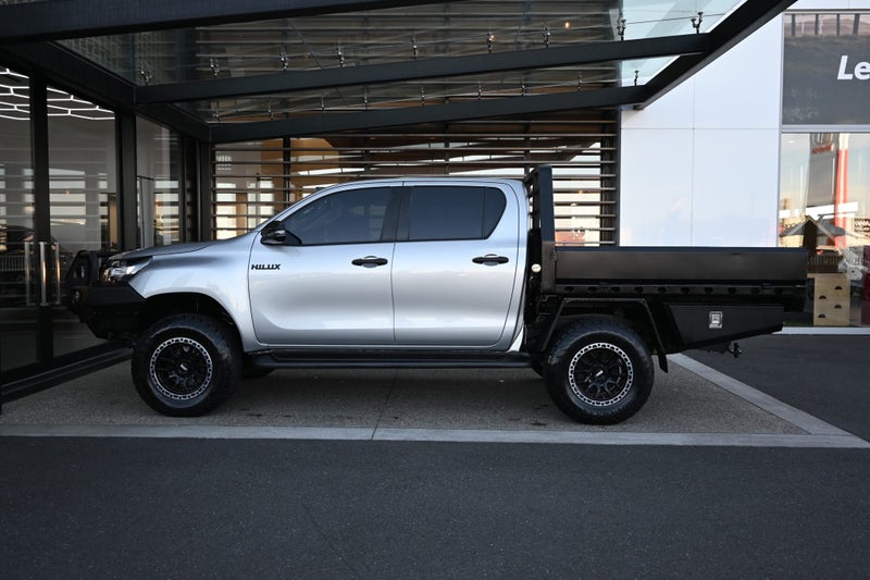 2021 Toyota Hilux SR 2.8 Turbo Diesel 4WD Utility image 3