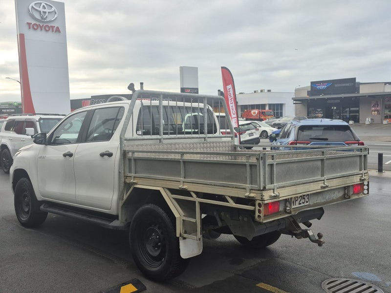 2021 Toyota Hilux SR 2.8DT 4WD 6M image 5