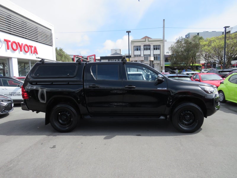 2021 Toyota Hilux SR 2.8DT 6AT 4WD image 3