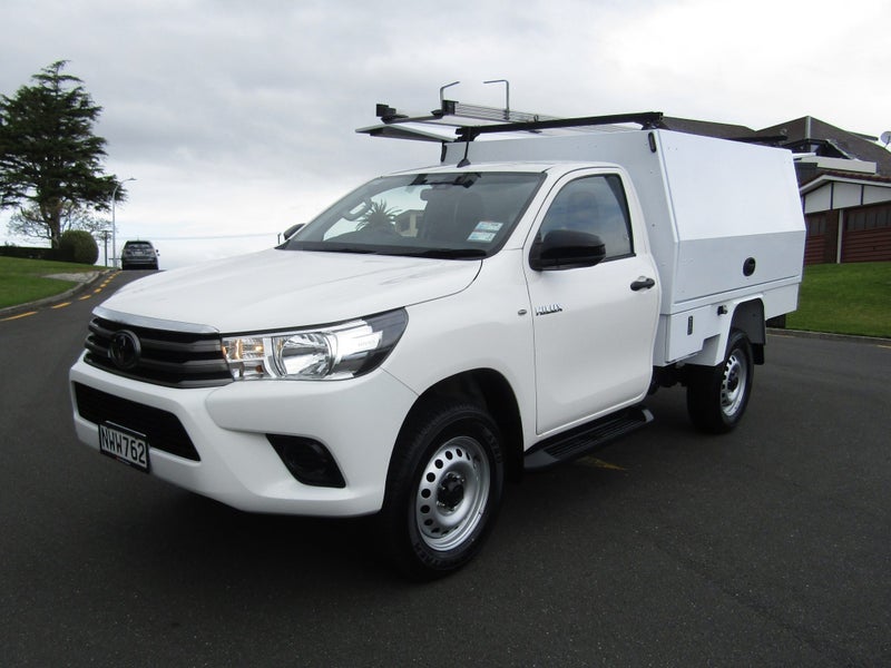 2021 Toyota Hilux SR 2.8DT 6AT 4WD image 3