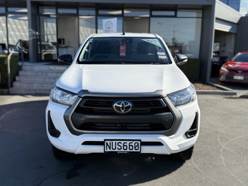 2021 Toyota Hilux SR 2.8DT 6AT 4WD image 2