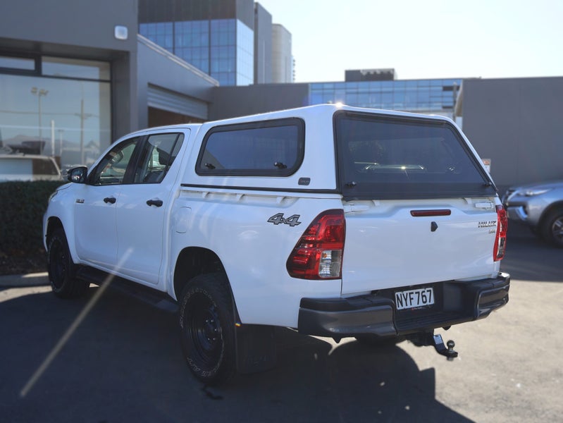 2021 Toyota Hilux SR 2.8DT 6AT 4WD DCW/4D/5S image 5