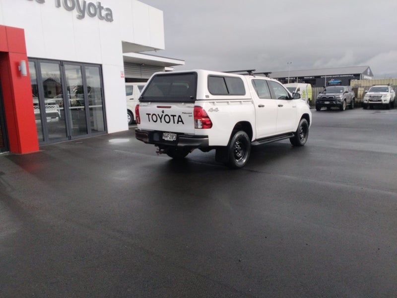 2021 Toyota Hilux SR 2.8DT 6AT 4WD DCW/4D/5S (J... image 3