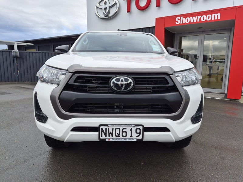 2021 Toyota Hilux SR 2.8DT Automatic 4WD Double... image 2