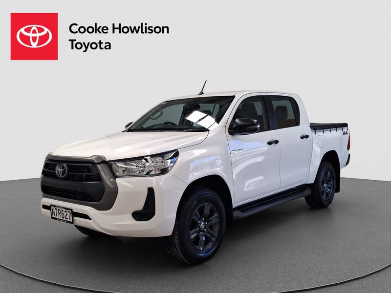 2021 Toyota Hilux SR 2.8L 4WD Manual image 3