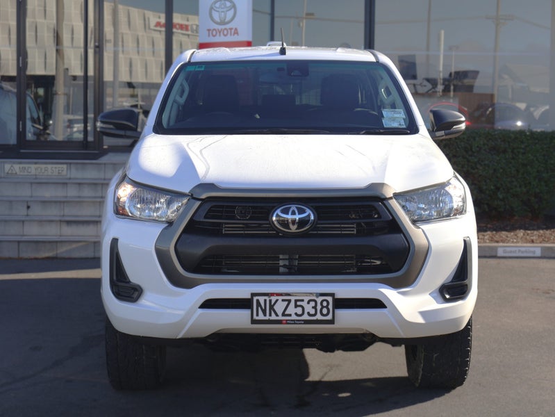 2021 Toyota Hilux SR 2.8L Turbo Diesel 4WD/4X4... image 2