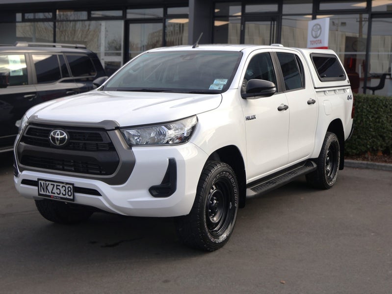 2021 Toyota Hilux SR 2.8L Turbo Diesel 4WD/4X4... image 3