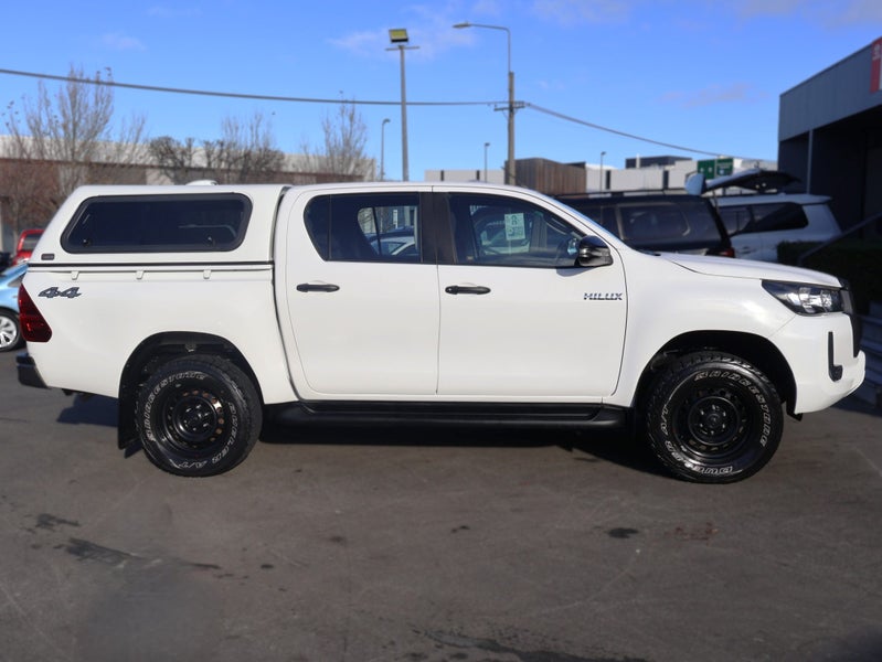 2021 Toyota Hilux SR 2.8L Turbo Diesel 4WD/4X4... image 4