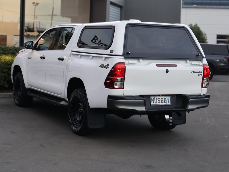 2021 Toyota Hilux SR 2.8L Turbo Diesel 4WD Auto... image 5