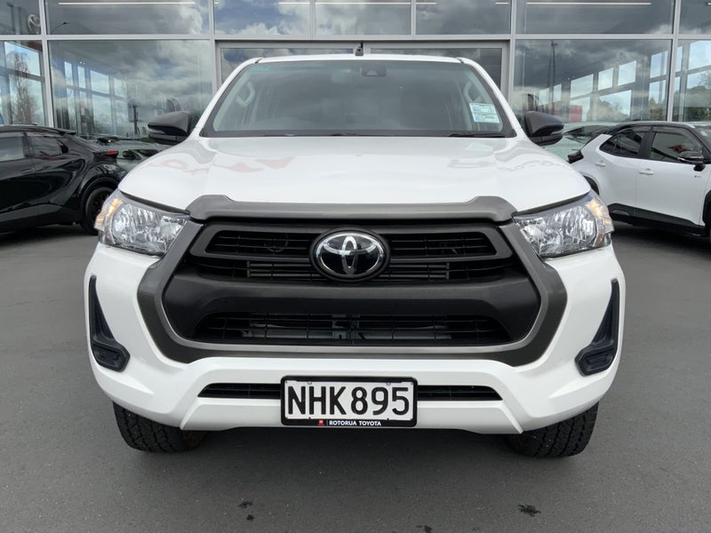 2021 Toyota Hilux SR Crewcab, Towbar + Canopy.... image 3