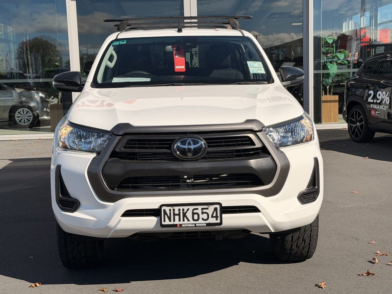 2021 Toyota Hilux SR - One owner from new & Cer... image 3