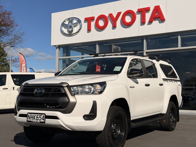 2021 Toyota Hilux SR - One owner from new & Cer... image 4