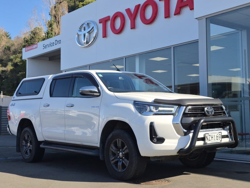 2021 Toyota Hilux SR5 2.8DT 4WD Auto image 1