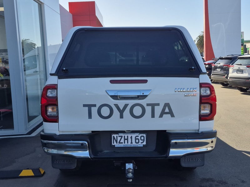 2021 Toyota Hilux SR5 2.8DT 4WD Auto image 5