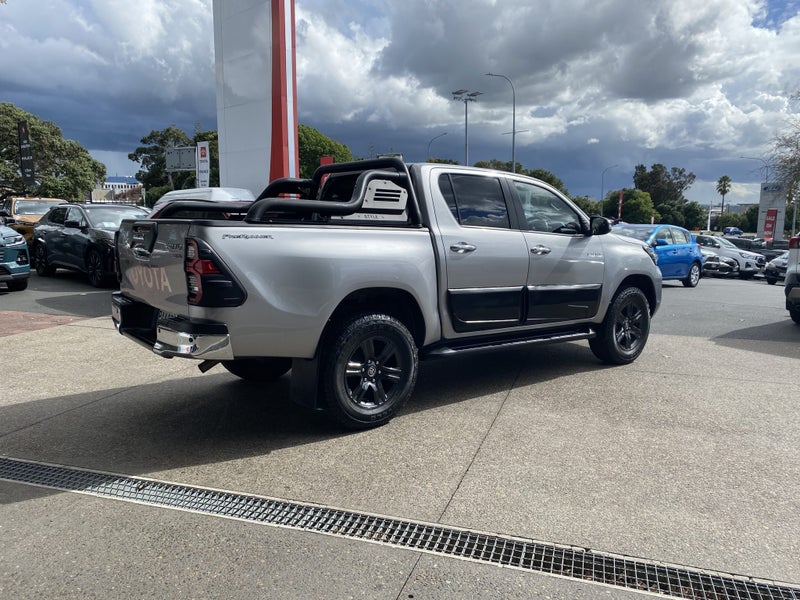 2021 Toyota Hilux SR5 2.8DT 6AT 2WD image 2