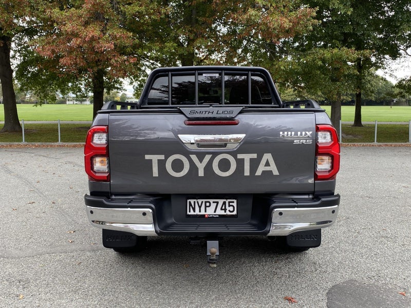 2021 Toyota Hilux SR5 2.8DT 6AT 4WD image 4