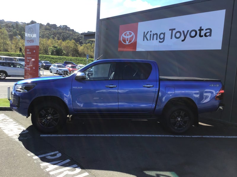 2021 Toyota Hilux SR5 2.8DT 6AT 4WD image 2