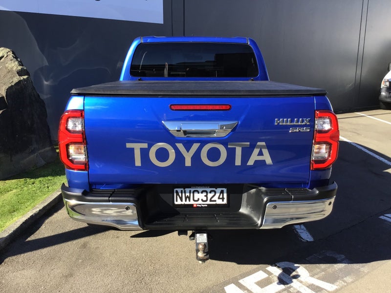 2021 Toyota Hilux SR5 2.8DT 6AT 4WD image 4