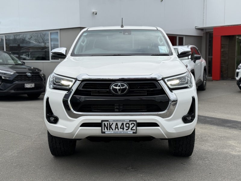 2021 Toyota Hilux SR5 2.8DT 6AT 4WD - CERTIFIED image 3