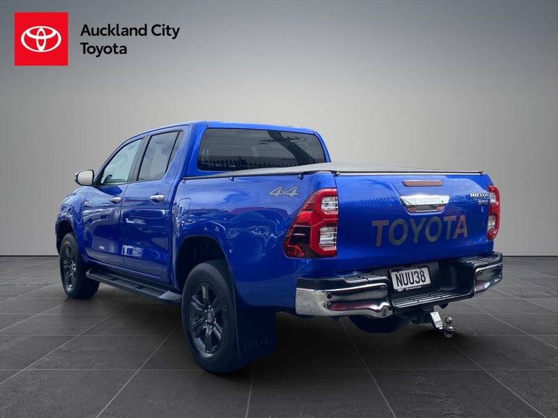 2021 Toyota Hilux SR5 2.8DT 6AT 4WD DCW/4D/5S image 5