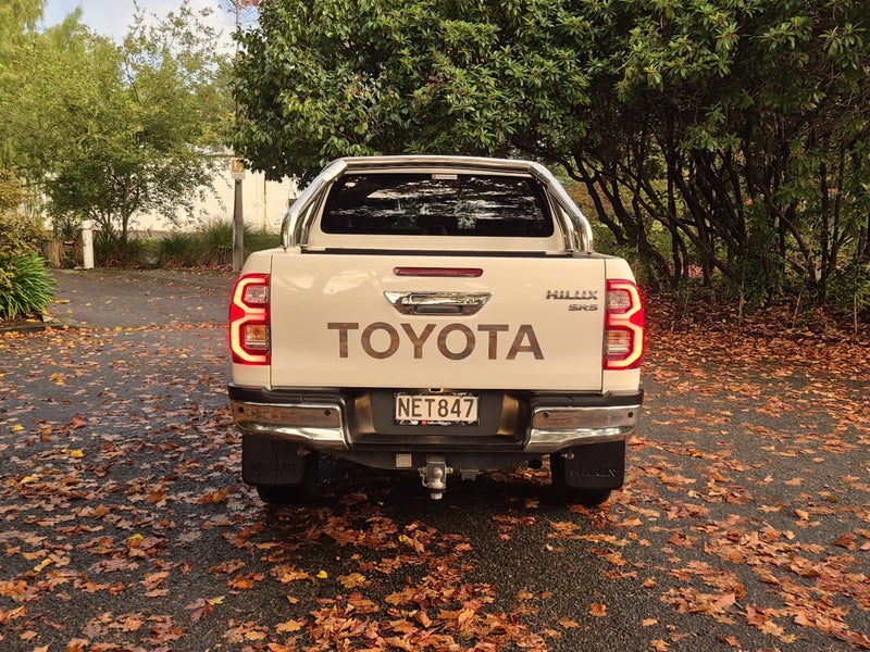 2021 Toyota Hilux SR5 2.8DT 6AT 4WD DCW/4D/5S (... image 4