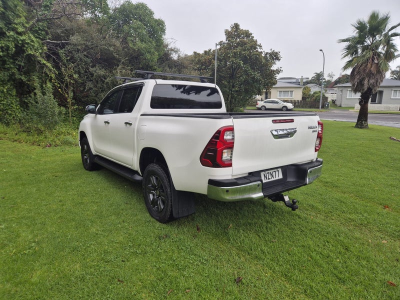 2021 Toyota Hilux SR5 2.8DT 6MT 2WD image 4
