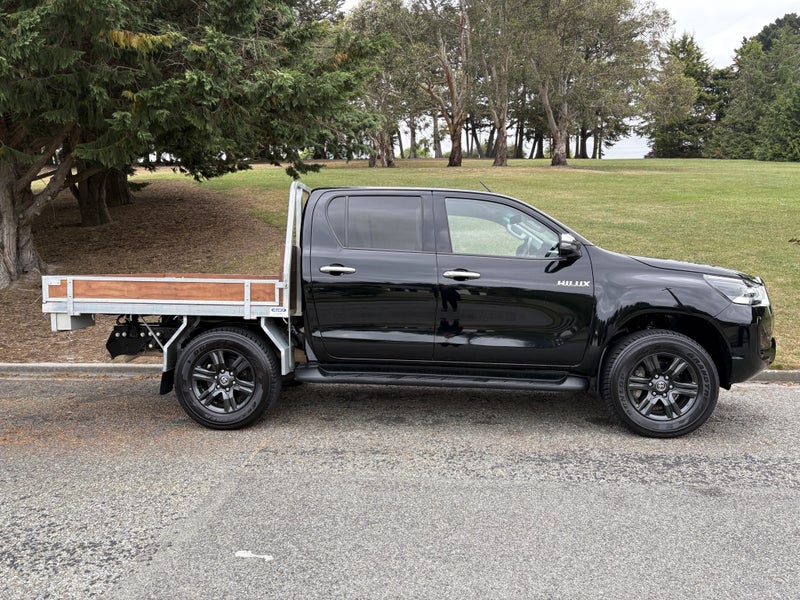 2021 Toyota Hilux SR5 2.8DT 6MT 4WD DCW/4D/5S image 3