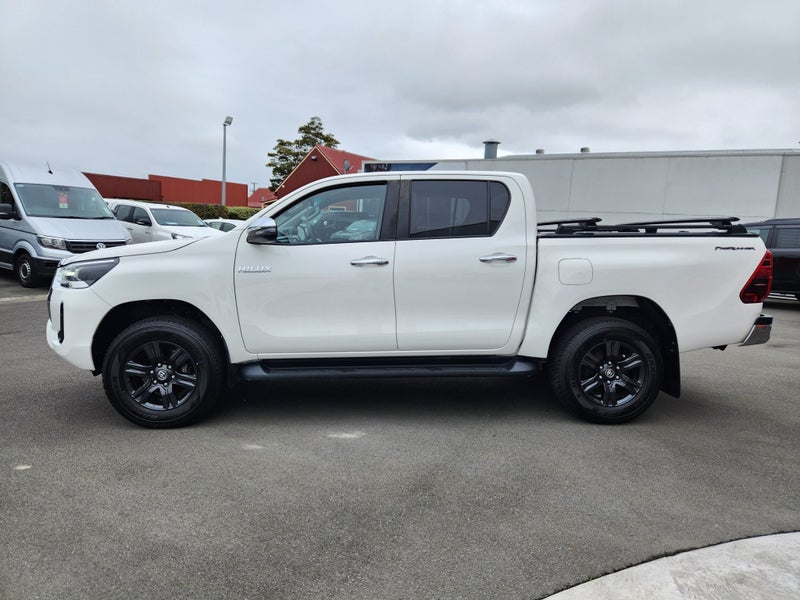 2021 Toyota Hilux SR5 2.8DT Automatic 2WD Doubl... image 5