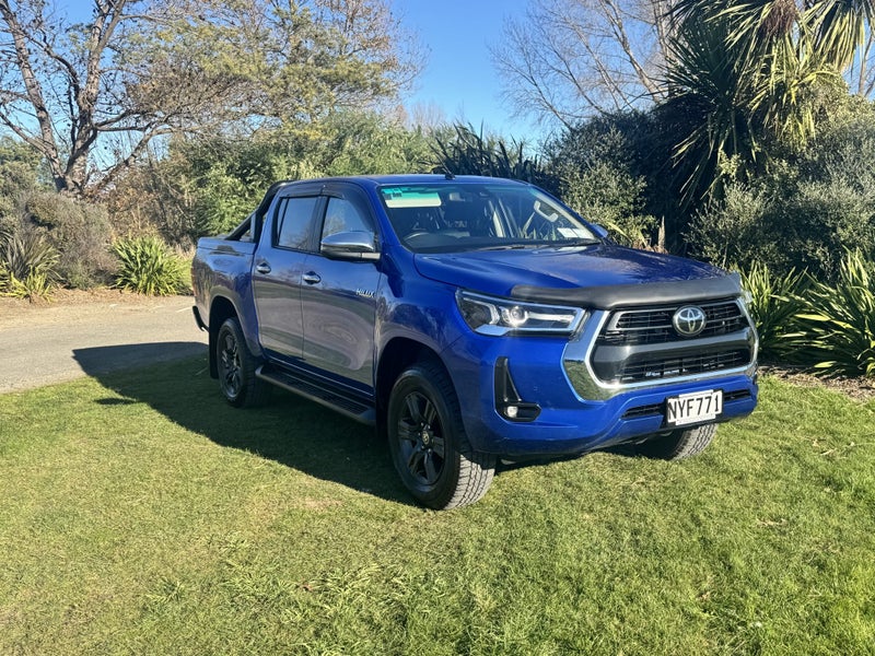 2021 Toyota Hilux SR5 2.8DT Automatic 4WD Doubl... image 3