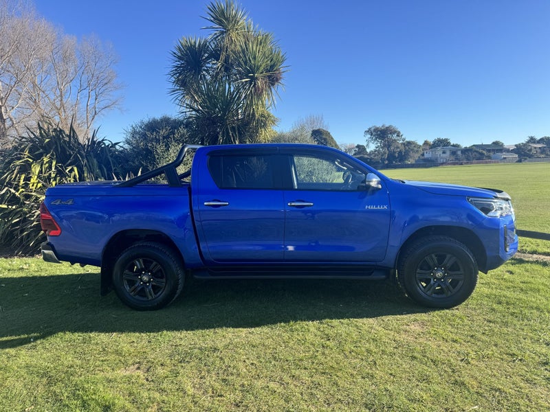2021 Toyota Hilux SR5 2.8DT Automatic 4WD Doubl... image 5