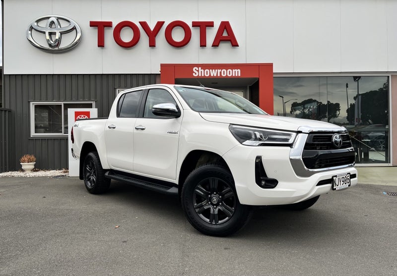2021 Toyota Hilux SR5 2.8DT Automatic 4WD Doubl... image 1