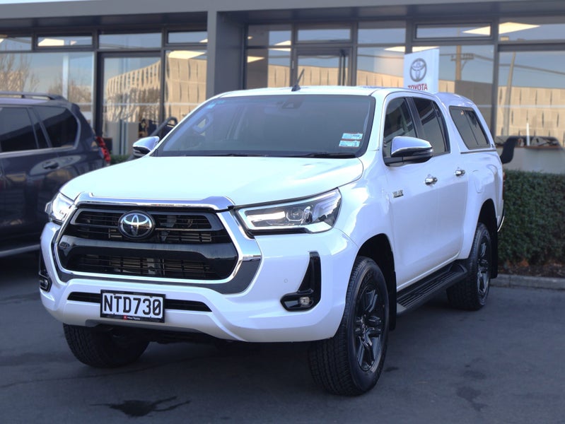 2021 Toyota Hilux SR5 2.8L 4WD/4X4, Automatic image 3