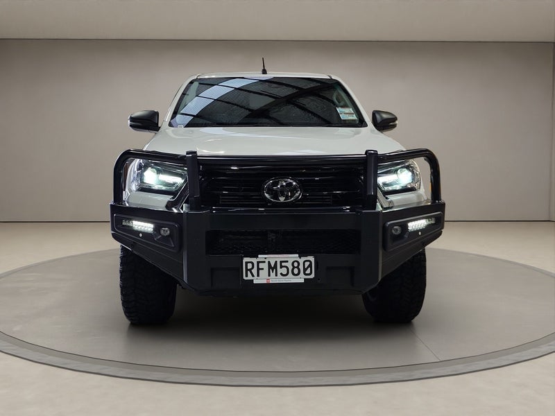 2021 Toyota Hilux SR5 2.8L Diesel Turbo 4WD Ute image 2