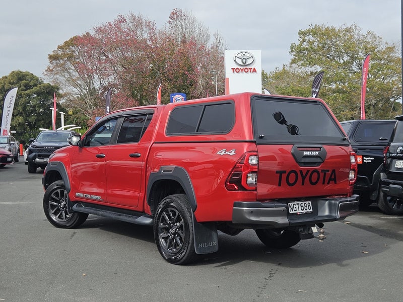2021 Toyota Hilux SR5 CRUISER 2.8DT 4WD image 3