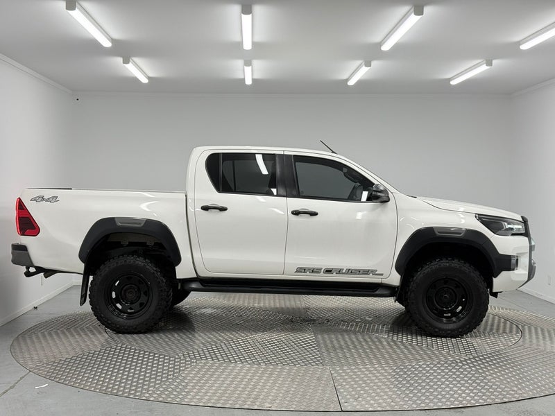 2021 Toyota Hilux SR5 CRUISER 2.8DT 4WD image 2