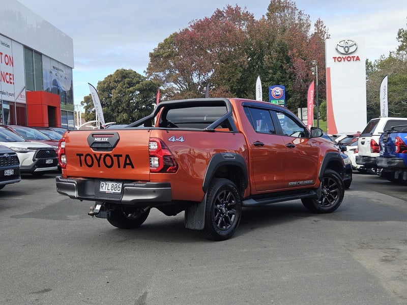 2021 Toyota Hilux SR5 CRUISER 2.8DT 4WD image 3