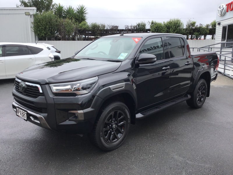2021 Toyota Hilux SR5 CRUISER 2.8DT 6AT image 3