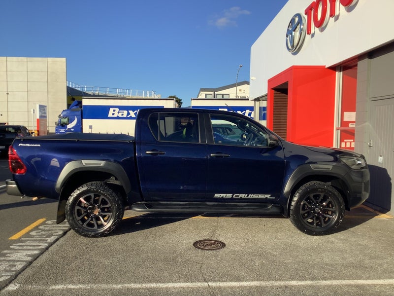 2021 Toyota Hilux SR5 CRUISER 2.8DT 6AT 2WD Dou... image 3