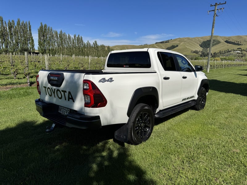 2021 Toyota Hilux SR5 CRUISER 2.8DT 6AT 4WD DCW... image 3
