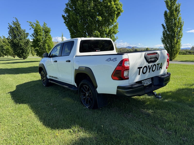 2021 Toyota Hilux SR5 CRUISER 2.8DT 6AT 4WD DCW... image 5