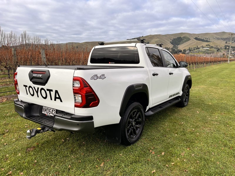 2021 Toyota Hilux SR5 CRUISER 2.8DT 6AT 4WD DCW... image 4