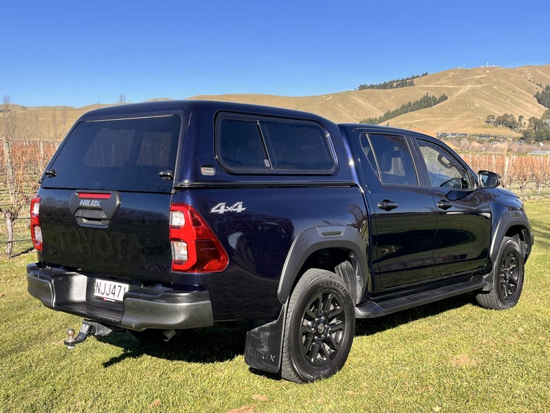 2021 Toyota Hilux SR5 CRUISER 2.8DT 6AT 4WD DCW... image 4